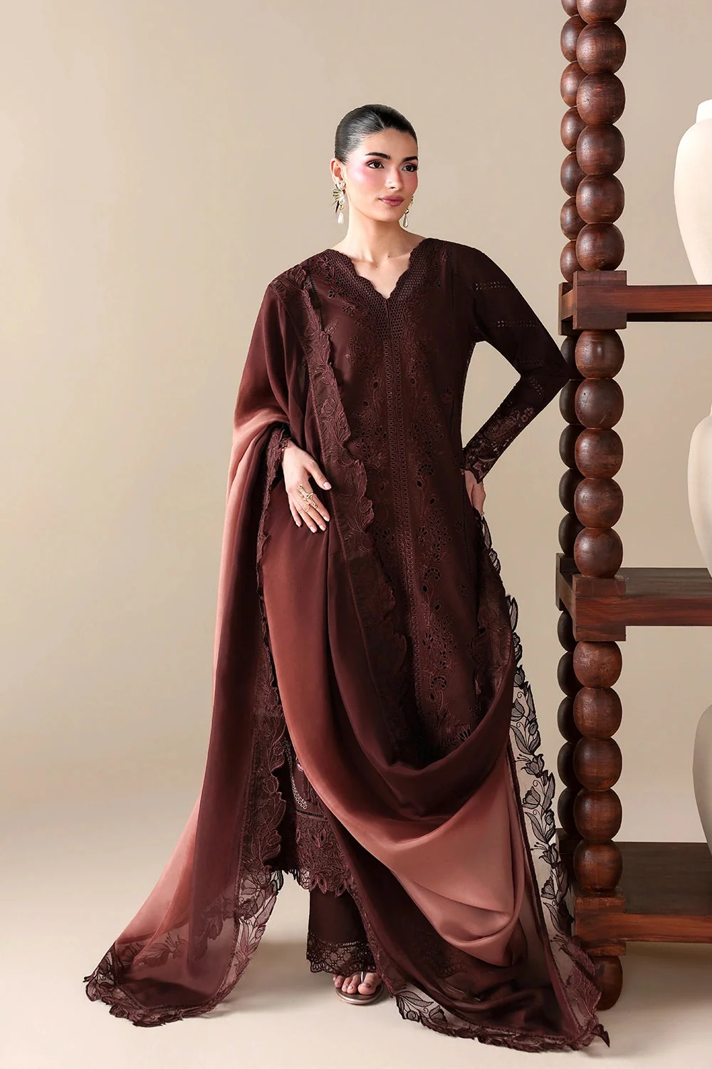 What Is Pakistani Ready to Wear Clothing?