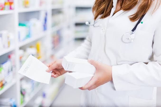 8 Winter Health Questions to Ask Your UK Pharmacist